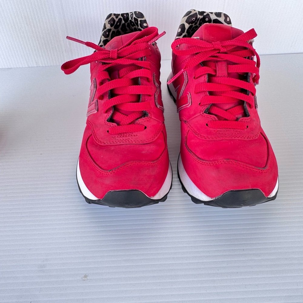 New Balance 574 V1 High Roller Red Sneakers WL574SPR Women’s Size 8 Leopard - Picture 3 of 14